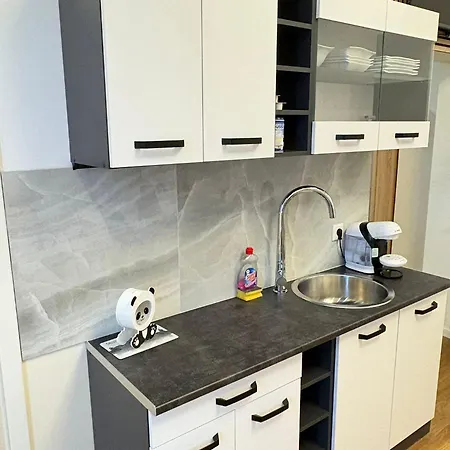Apartment Modern 3 *